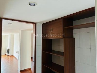 Apartamento de 2 alcobas en venta en Maria Cristina, Bogotá, 74 m² · foto 5 de 16