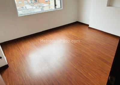 Apartamento de 2 alcobas en venta en Maria Cristina, Bogotá, 74 m² · foto 9 de 16