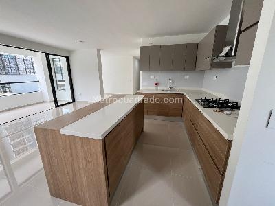 Apartamento de 4 alcobas en venta en Cañaveral, Floridablanca, 126 m² · foto 4 de 19