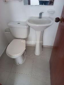 Apartamento de 2 alcobas en venta en Comuneros, Bucaramanga, 58 m² · foto 5 de 13