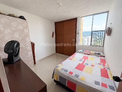 Apartamento de 3 alcobas en venta en Cañaveral, Floridablanca, 82 m² · foto 10 de 17