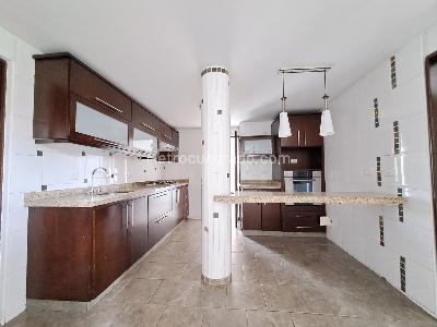 Apartamento de 5 alcobas en venta en Cabecera Del Llano, Bucaramanga, 194 m² · foto 13 de 20
