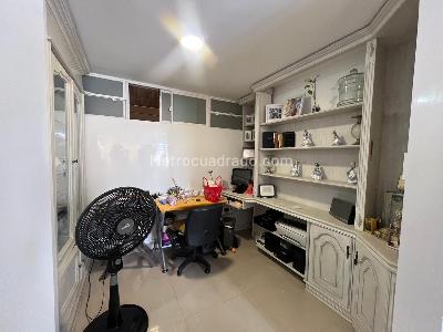 Apartamento de 3 alcobas en venta en Cabecera Del Llano, Bucaramanga, 182 m² · foto 3 de 20