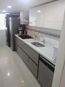 Apartamento de 3 alcobas en venta en Ciudad Salitre Occidental, Bogotá, 98 m² · foto 15 de 19