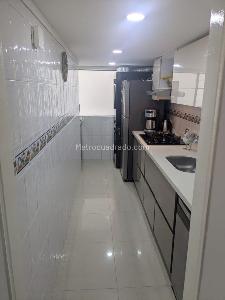 Apartamento de 3 alcobas en venta en Ciudad Salitre Occidental, Bogotá, 98 m² · foto 14 de 19