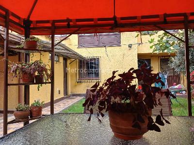 Casa de 4 alcobas en venta en Villa De Magdala, Bogotá, 285 m² · foto 1 de 16