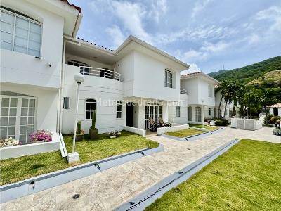 Casa en venta en Rodadero, Santa Marta · foto 2 de 16