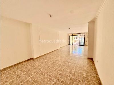 Apartamento en venta en Rodadero, Santa Marta · foto 2 de 18