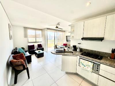 Apartamento en venta en Rodadero Sur, Santa Marta · foto 2 de 13