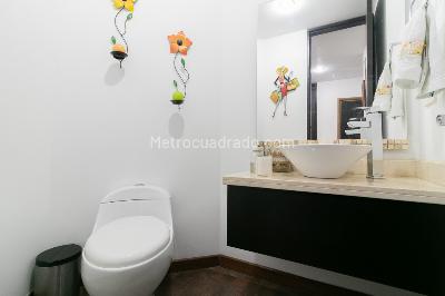 Casa de 4 alcobas en venta en Arrayanes, Bogotá, 232 m² · foto 4 de 20