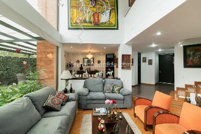 Casa de 4 alcobas en venta en Arrayanes, Bogotá, 232 m² · foto 6 de 20