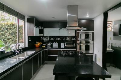 Casa de 4 alcobas en venta en Arrayanes, Bogotá, 232 m² · foto 9 de 20