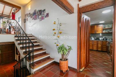 Apartamento de 3 alcobas en venta en Cerros De Niza, Bogotá, 189 m² · foto 7 de 20