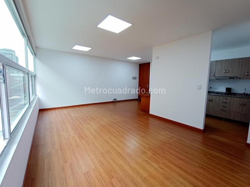 Oficina en Venta, Emaus, Bogotá D.C. - Más