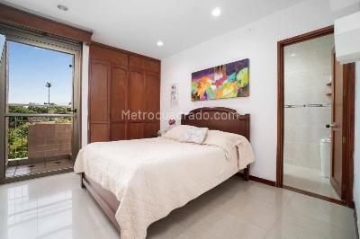 Apartamento de 5 alcobas en venta en Ciudad Jardin, Cali, 330 m² · foto 5 de 20