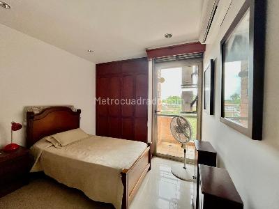 Apartamento de 5 alcobas en venta en Ciudad Jardin, Cali, 330 m² · foto 16 de 20