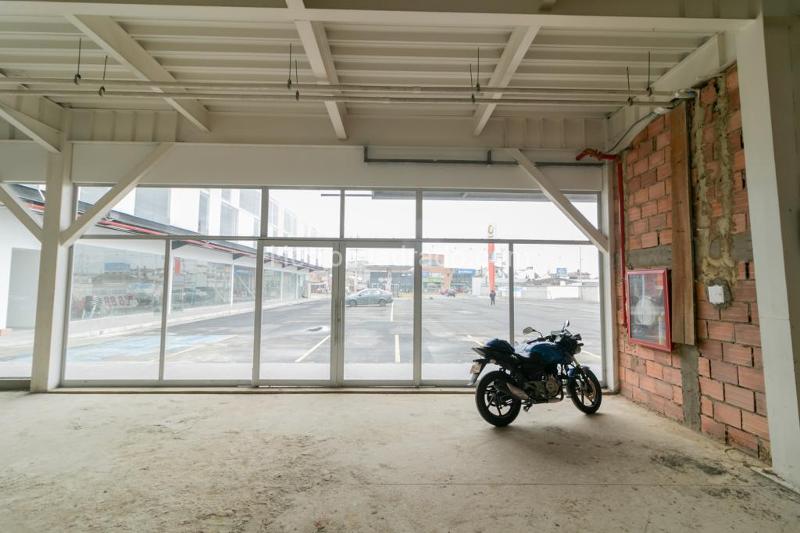 Local Comercial en Arriendo, Avenida Pradilla, Chía - Vista 2