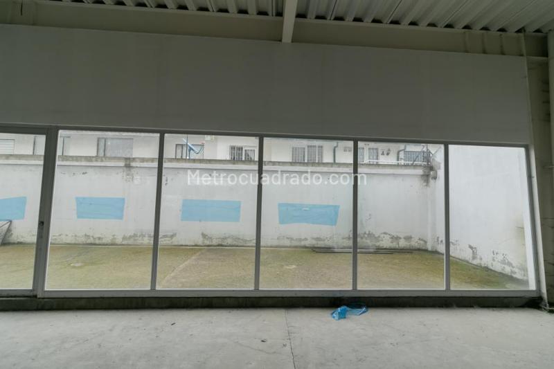 Local Comercial en Arriendo, Avenida Pradilla, Chía - Más