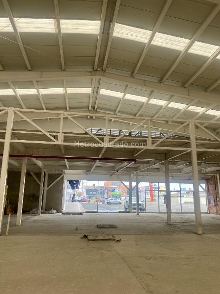 Local Comercial en Arriendo, Avenida Pradilla, Chía - Vista 2