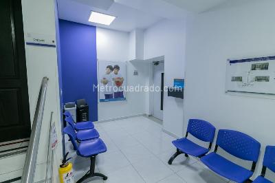 Casa de 5 alcobas en venta en Santa Barbara Occidental, Bogotá, 680 m² · foto 7 de 20