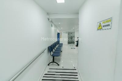 Casa de 5 alcobas en venta en Santa Barbara Occidental, Bogotá, 680 m² · foto 8 de 20