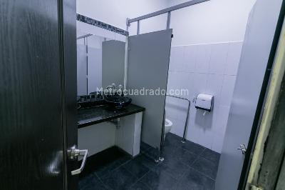 Casa de 5 alcobas en venta en Santa Barbara Occidental, Bogotá, 680 m² · foto 14 de 20