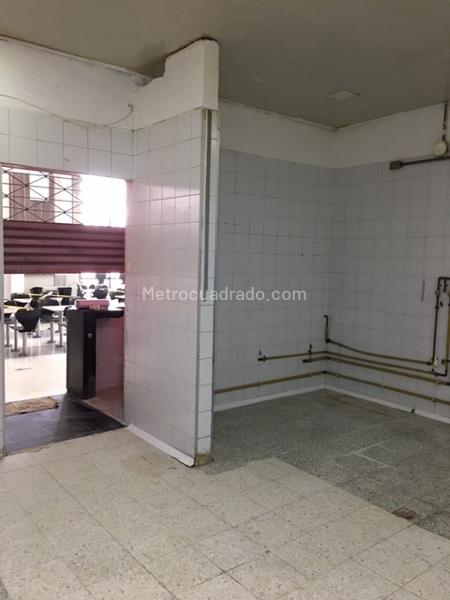 Local Comercial en Venta, Ciudad Salitre Suroriental, Bogotá D.C. - Más