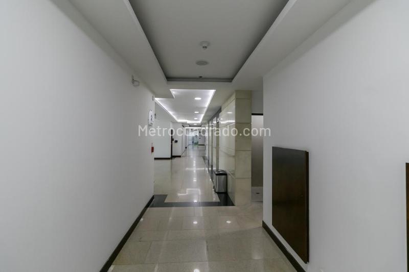 Oficina en Venta, Santa Barbara Usaquen, Bogotá D.C. - Vista 4