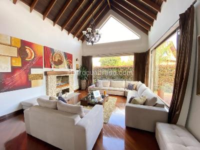 Casa de 4 alcobas en venta en Sausalito Cajica, Cajicá, 430 m² · foto 2 de 20