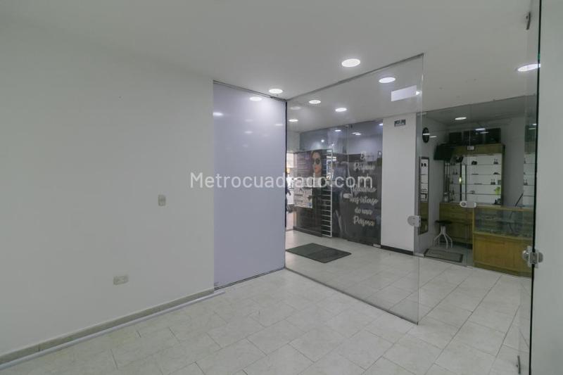 Local Comercial en Venta, Las Nieves, Bogotá D.C. - Más