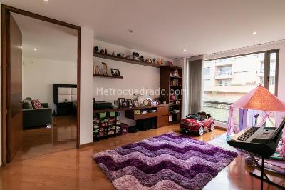 Apartamento de 3 alcobas en venta en Cerros De Suba (Localidad De Suba), Bogotá, 207 m² · foto 16 de 20