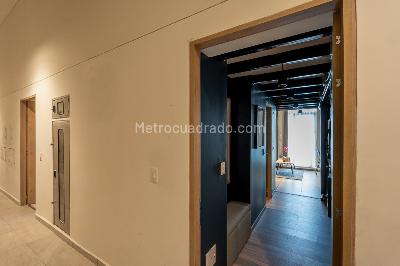Apartaestudio en venta en Polo Club, Bogotá, 17 m² · foto 2 de 20