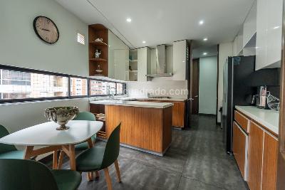Apartamento de 3 alcobas en venta en Granada, Bogotá, 193 m² · foto 9 de 20
