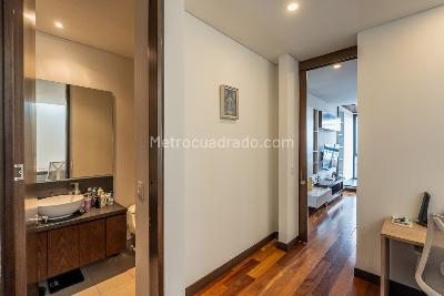 Apartamento de 3 alcobas en venta en Granada, Bogotá, 193 m² · foto 18 de 20