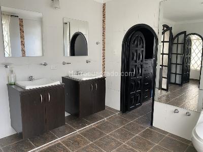 Casa de 5 alcobas en venta en Vanguardia, Villavicencio, 555 m² · foto 20 de 20