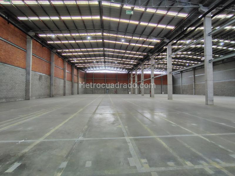 Bodega en Arriendo, Fontibon, Bogotá D.C. - Więcej