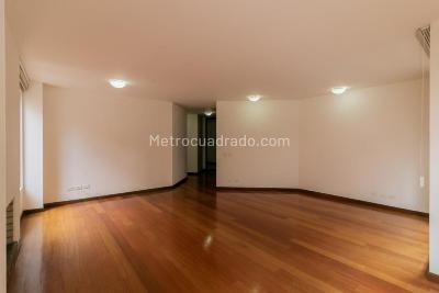 Apartamento en venta en Santa Barbara Occidental, Bogotá · foto 3 de 20