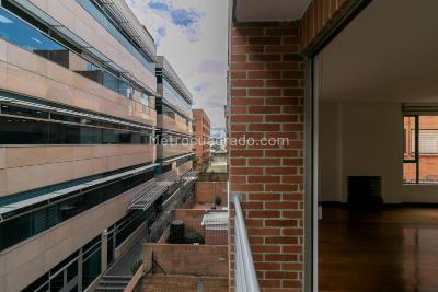 Apartamento en venta en Santa Barbara Occidental, Bogotá · foto 12 de 20
