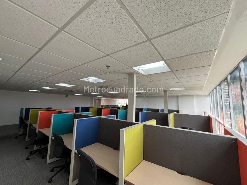 Edificio de Oficinas en Arriendo, Bella Suiza, Bogotá D.C. – pohled 2