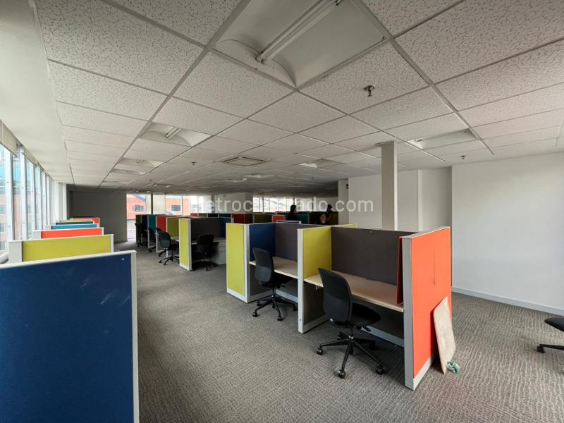 Edificio de Oficinas en Arriendo, Bella Suiza, Bogotá D.C. – pohled 5