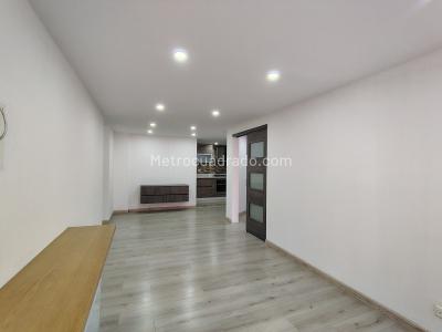 Apartaestudio en venta en Antiguo Country, Bogotá, 58 m² · foto 7 de 20