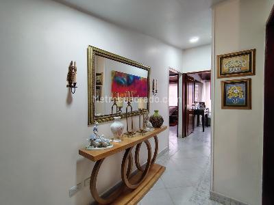 Casa en venta en La Esmeralda, Bogotá · foto 4 de 20