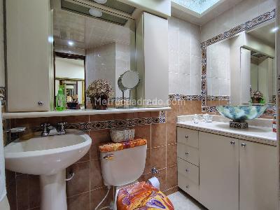 Casa en venta en La Esmeralda, Bogotá · foto 8 de 20