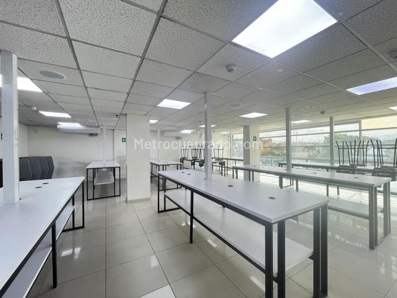 Edificio de Oficinas en Venta, Niza Norte, Bogotá D.C. - Vista 3