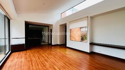 Apartamento de 3 alcobas en arriendo en Camino De Arrayanes, Bogotá, 200 m² · foto 3 de 20