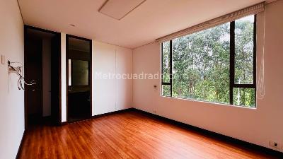 Apartamento de 3 alcobas en arriendo en Camino De Arrayanes, Bogotá, 200 m² · foto 16 de 20