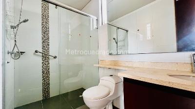 Apartamento de 3 alcobas en arriendo en Camino De Arrayanes, Bogotá, 200 m² · foto 18 de 20