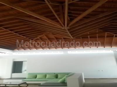 Casa de 4 alcobas en venta en Condominio Santa Teresita, Villavicencio · foto 15 de 20