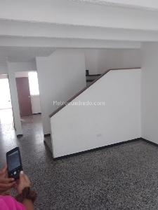 Casa de 3 alcobas en venta en Sta Josefa Calle 47 # 45, Villavicencio, 112 m² · foto 2 de 12