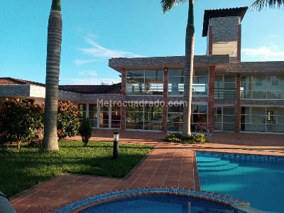 Casa de 5 alcobas en venta en Condominio Horizontes, Villavicencio · foto 3 de 19